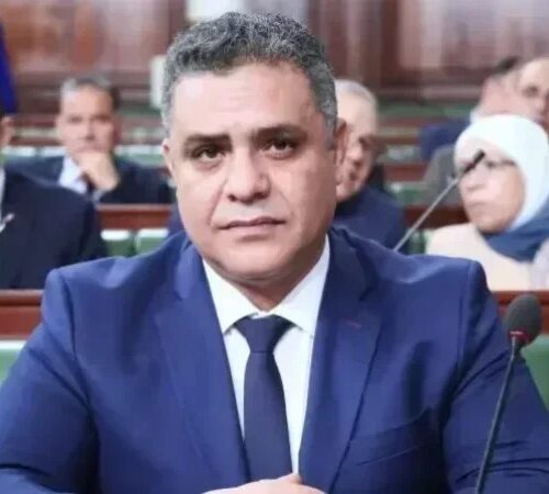 من المرج أن تكون المروج من بينها وزير الداخلية يعلن: إتمام صفقة بـ 100 مليون دينار لشراء 460 آلية و 7300 حاوية لـ 200 بلدية